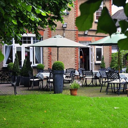 Chalk Lane Hotel Epsom Exterior photo