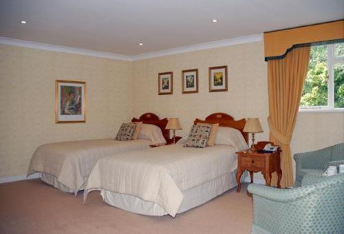 Chalk Lane Hotel Epsom Room photo
