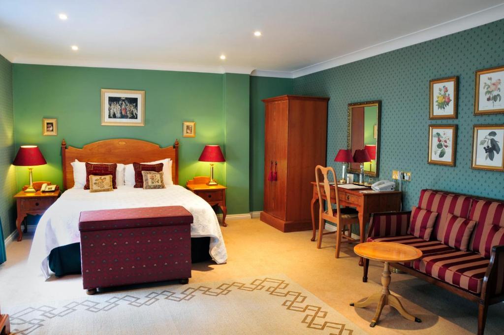 Chalk Lane Hotel Epsom Room photo