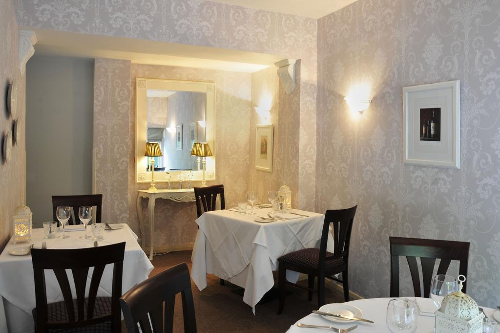 Chalk Lane Hotel Epsom Exterior photo